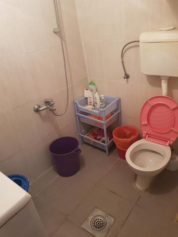 Apartmani Emil ポドゴリツァ エクステリア 写真